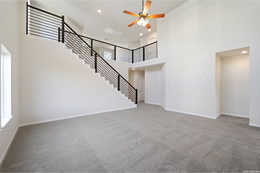 Spacious, unfurnished interior of a new home in Hickory Ridge, Elmendorf (Image 11).
