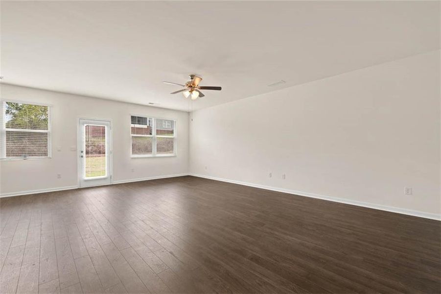 Spacious, unfurnished interior of a new home in Champion's Run, Lithonia (Image 14).