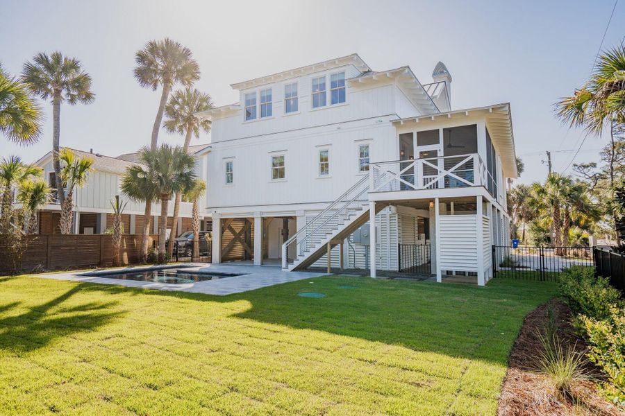 Exterior details and patio area of a home in , Folly Beach (Image 44).