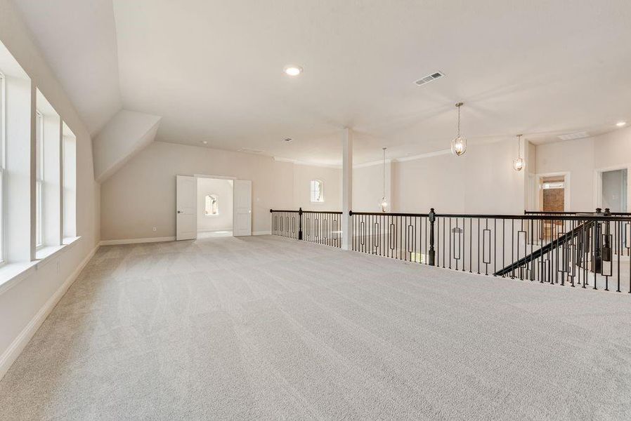Spacious, unfurnished interior of a new home in South Pointe, Mansfield (Image 20).