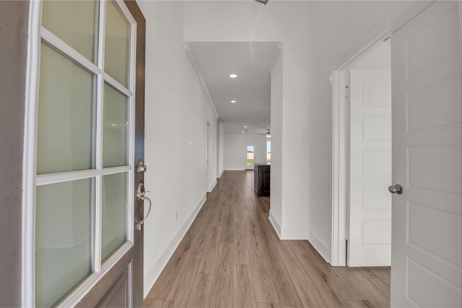 Spacious, unfurnished interior of a new home in The Homestead, Temple (Image 11).