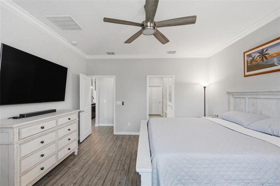 Furnished interior view inside a new home in , Kissimmee (Image 14).