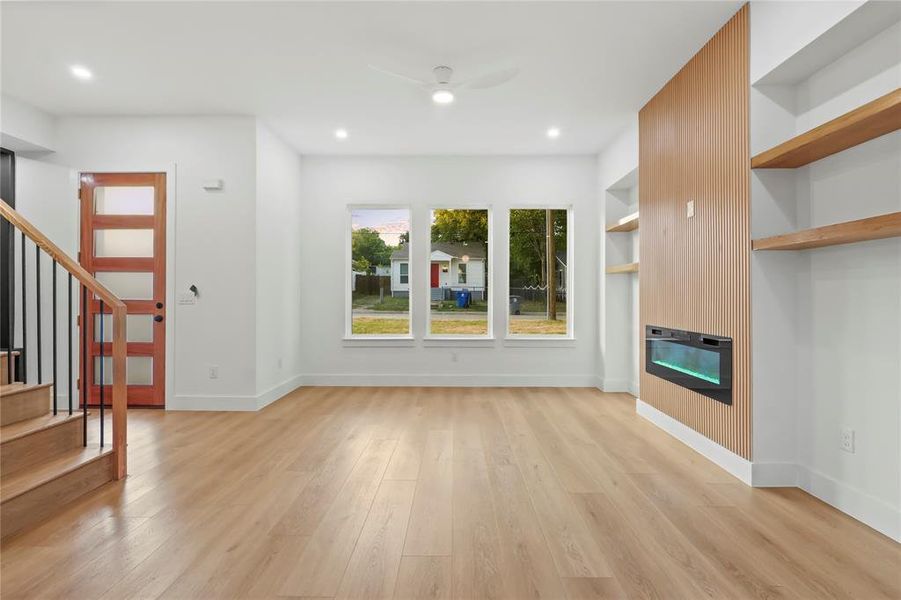 Spacious, unfurnished interior of a new home in , Dallas (Image 22). Spacious, unfurnished interior of a new home in , Dallas (Image 22).