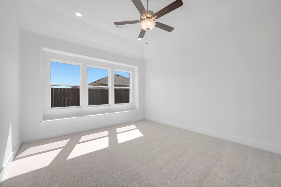 Spacious, unfurnished interior of a new home in The Meadows, Denton (Image 20).