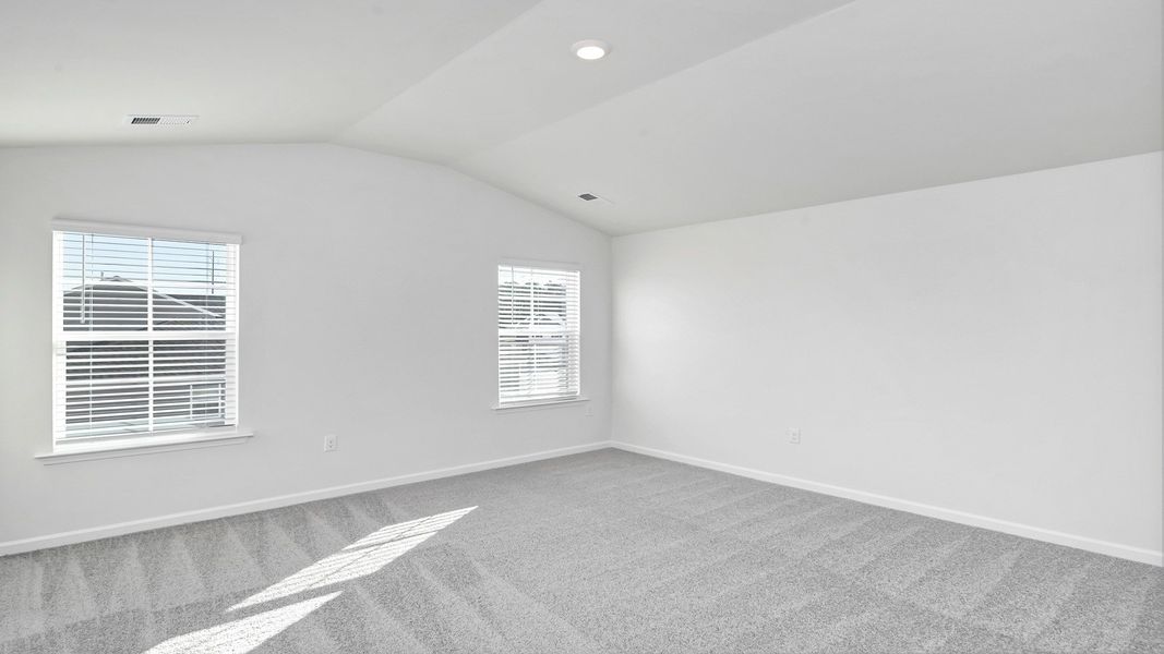 Spacious, unfurnished interior of a new home in Hunter's Branch, Hopkins (Image 18).