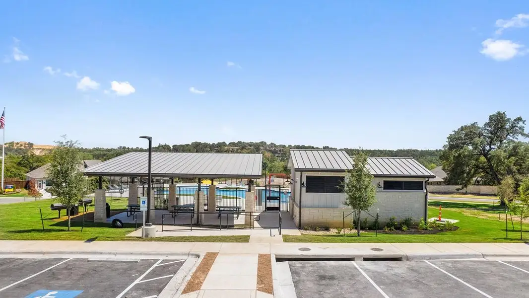Community amenities in Riverview, Georgetown (Image 3).