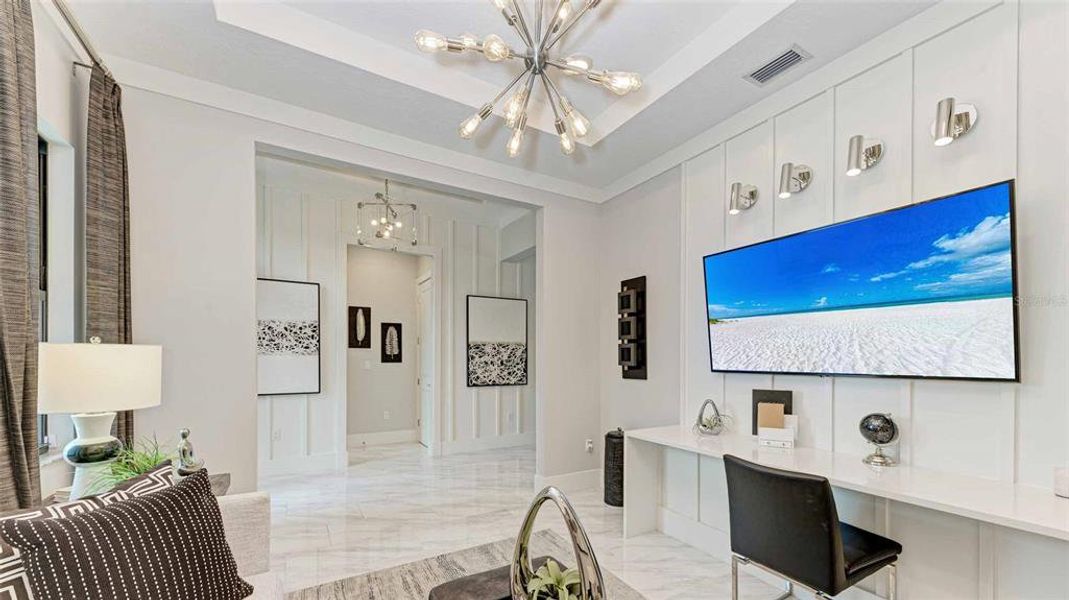 Furnished interior view inside a new home in Cresswind Lakewood Ranch, Lakewood Ranch (Image 17). Furnished interior view inside a new home in Cresswind Lakewood Ranch, Lakewood Ranch (Image 17).