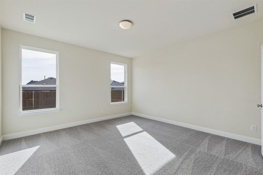 Spacious, unfurnished interior of a new home in AnaCapri, Anna (Image 11).