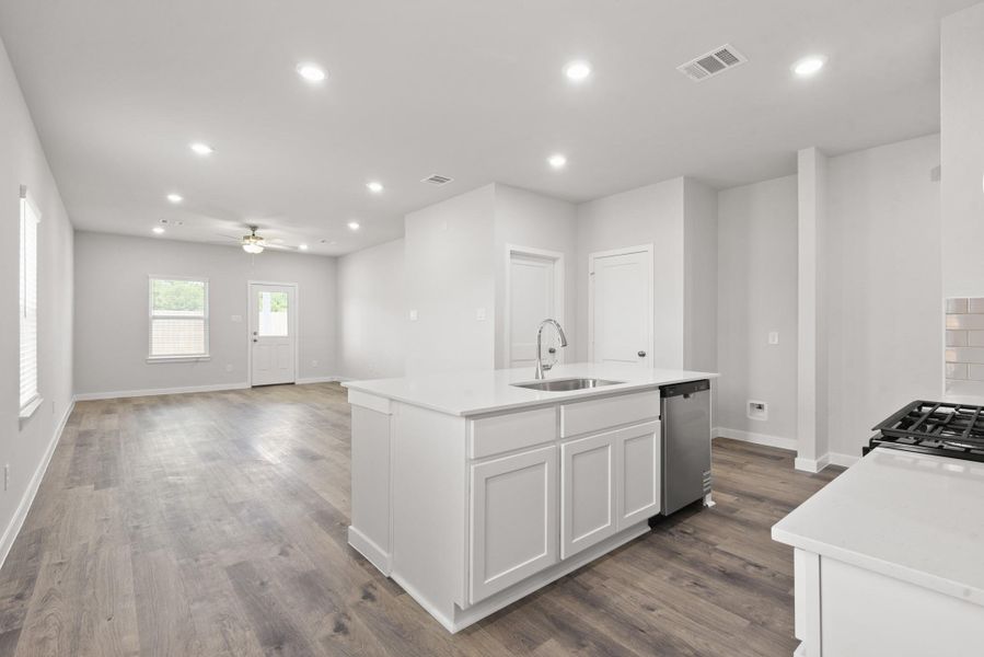 Furnished interior view inside a new home in River Ranch Trails, Dayton (Image 9). Furnished interior view inside a new home in River Ranch Trails, Dayton (Image 9).
