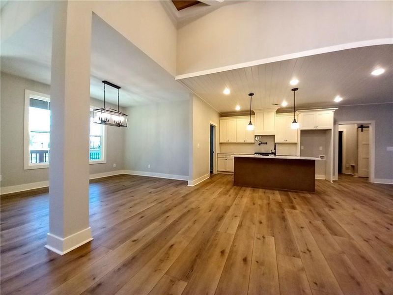 Spacious, unfurnished interior of a new home in , Temple (Image 17).