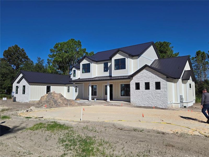 Image 52 of a home in .