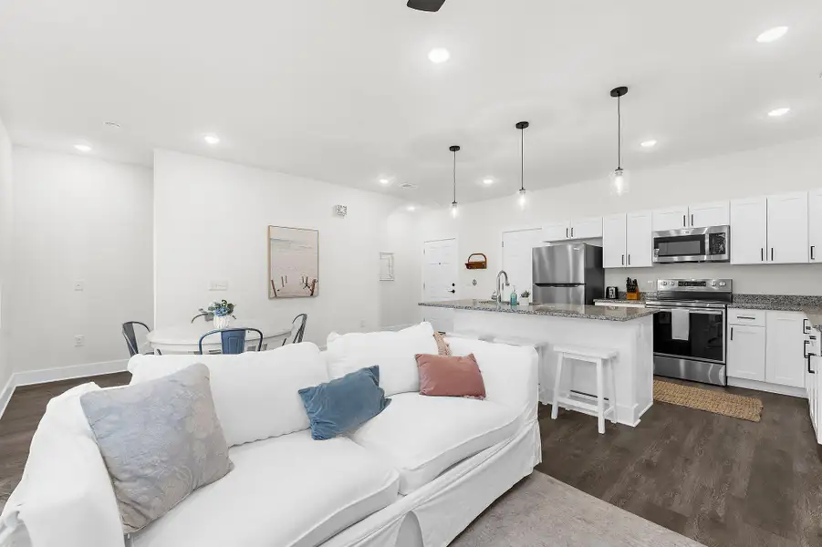 Furnished interior view inside a new home in , Hanahan (Image 8).