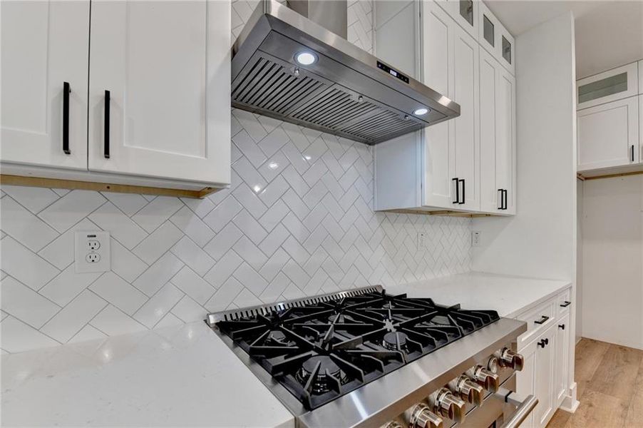 Furnished interior view inside a new home in , Sugar Hill (Image 38). Furnished interior view inside a new home in , Sugar Hill (Image 38).