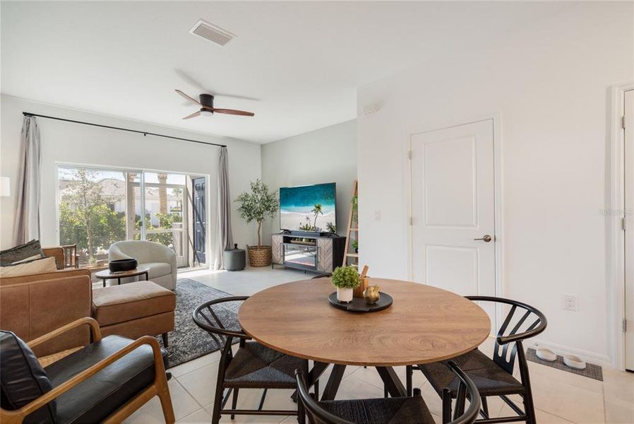 Furnished interior view inside a new home in , Sarasota (Image 23).