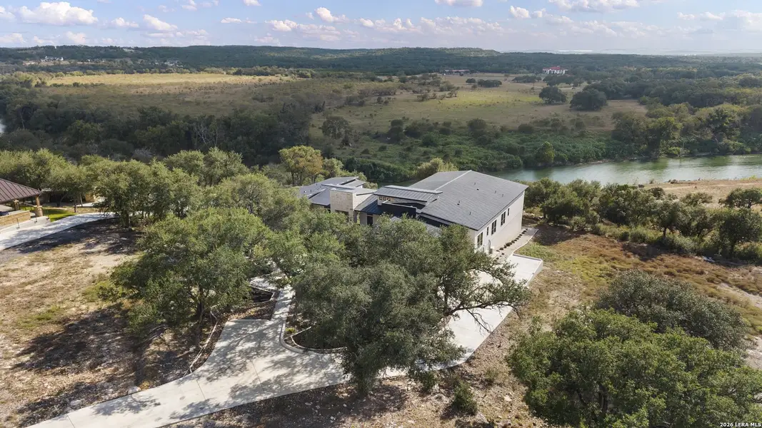 Image 73 of a home in .