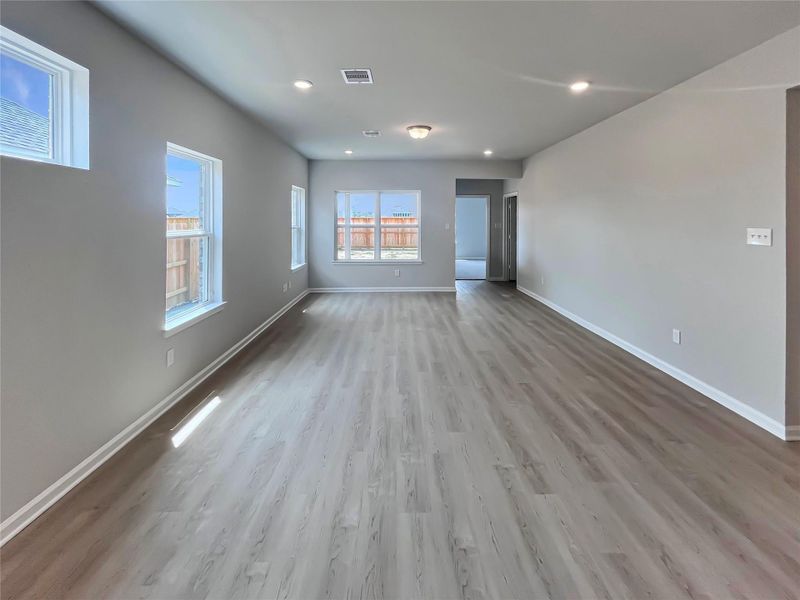 The Oakshire II- Dining Area into Family Room The Oakshire II- Dining Area into Family Room