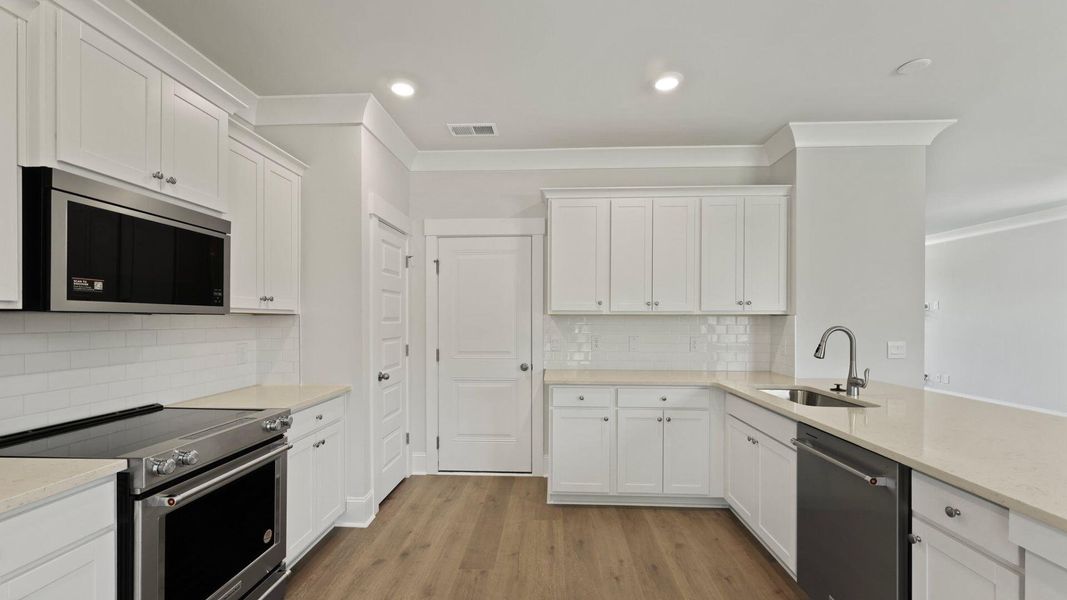 Furnished interior view inside a new home in Sheep Island, Summerville (Image 5).