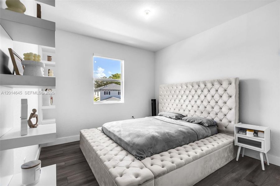 Furnished interior view inside a new home in , Miami (Image 17).