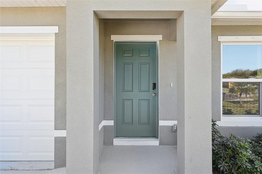 Exterior details and patio area of a home in Palm Bay Classic, Palm Bay (Image 9).