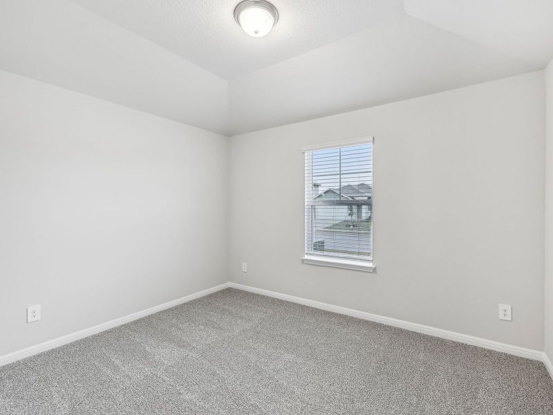 Spacious, unfurnished interior of a new home in Eastern Wells, Jarrell (Image 10).