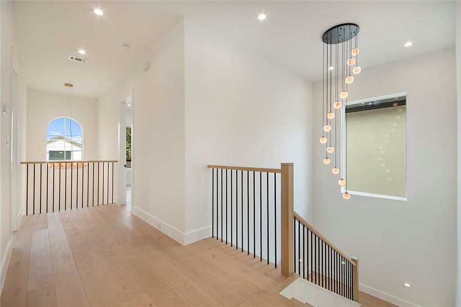 Spacious, unfurnished interior of a new home in , Dallas (Image 33).