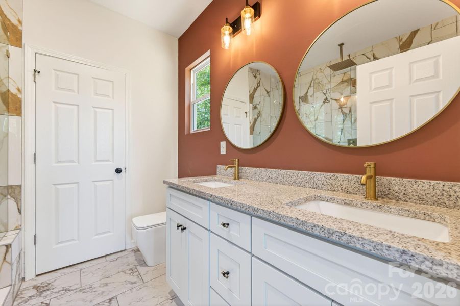 Furnished interior view inside a new home in , Shelby (Image 11).