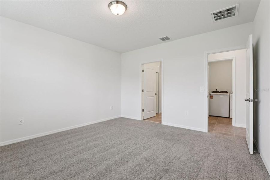 Spacious, unfurnished interior of a new home in Hamilton Bluff - Classic Series, Lake Hamilton (Image 24).