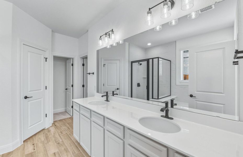 Furnished interior view inside a new home in Santa Rita Ranch, Liberty Hill (Image 11).