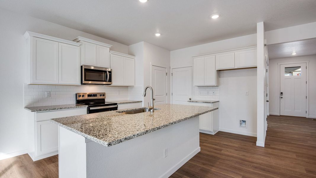 Furnished interior view inside a new home in Silver Peaks, Lochbuie (Image 4). Furnished interior view inside a new home in Silver Peaks, Lochbuie (Image 4).