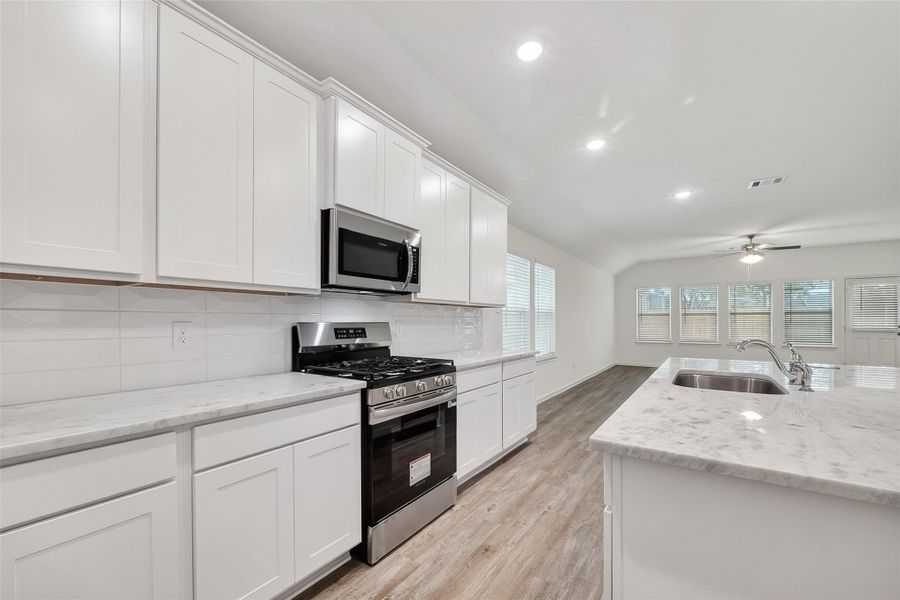 Furnished interior view inside a new home in Rollingbrook Estates, Baytown (Image 12).