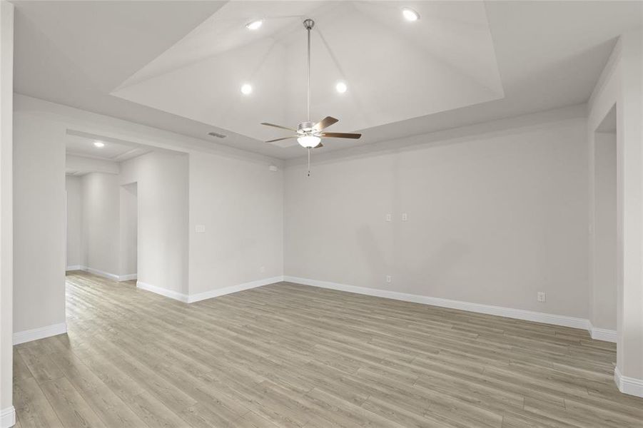 Spacious, unfurnished interior of a new home in Timberbrook, Justin (Image 23).