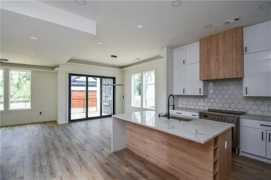 Furnished interior view inside a new home in , Atlanta (Image 4).
