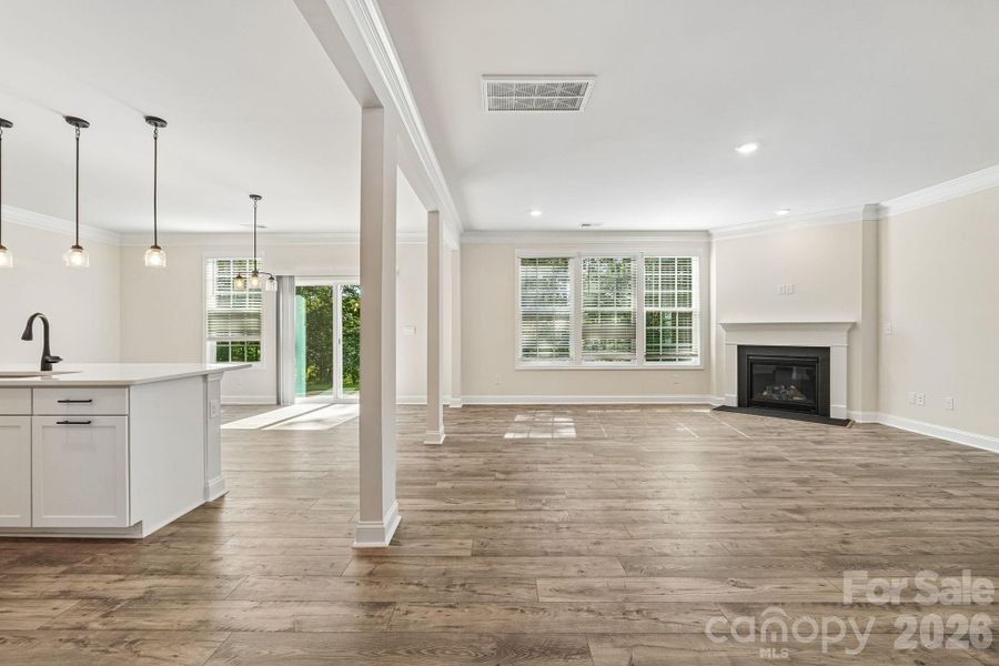Spacious, unfurnished interior of a new home in Sylvan Creek, Denver (Image 15). Spacious, unfurnished interior of a new home in Sylvan Creek, Denver (Image 15).