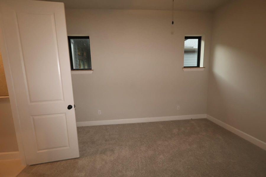 Spacious, unfurnished interior of a new home in Sienna - Landmark Row Collection, Missouri City (Image 8).
