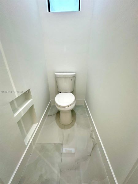Image 38 of a home in .