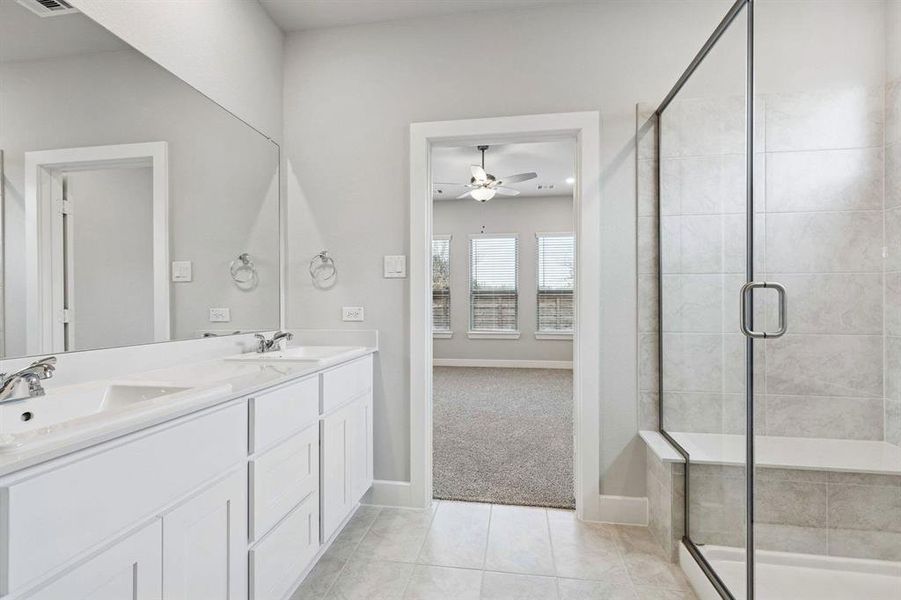 2101 Hazel Lily 2101 Hazel Lily