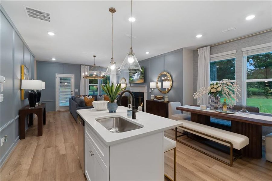 Furnished interior view inside a new home in Abbotts Crossing, Conyers (Image 11).