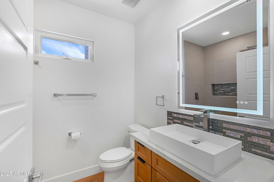 Hallway Full Bathroom Hallway Full Bathroom