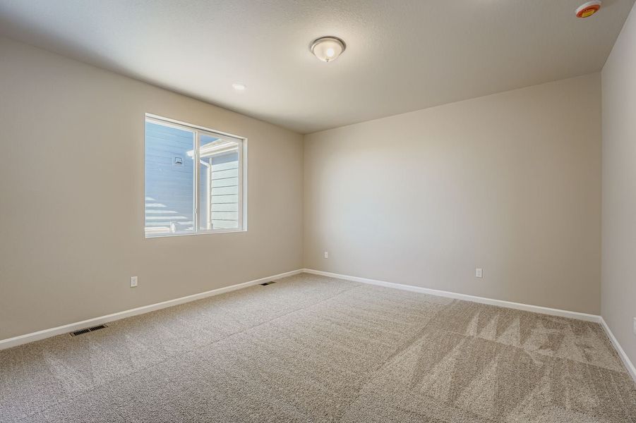 New Home in Strasburg, CO.  - Slide 16