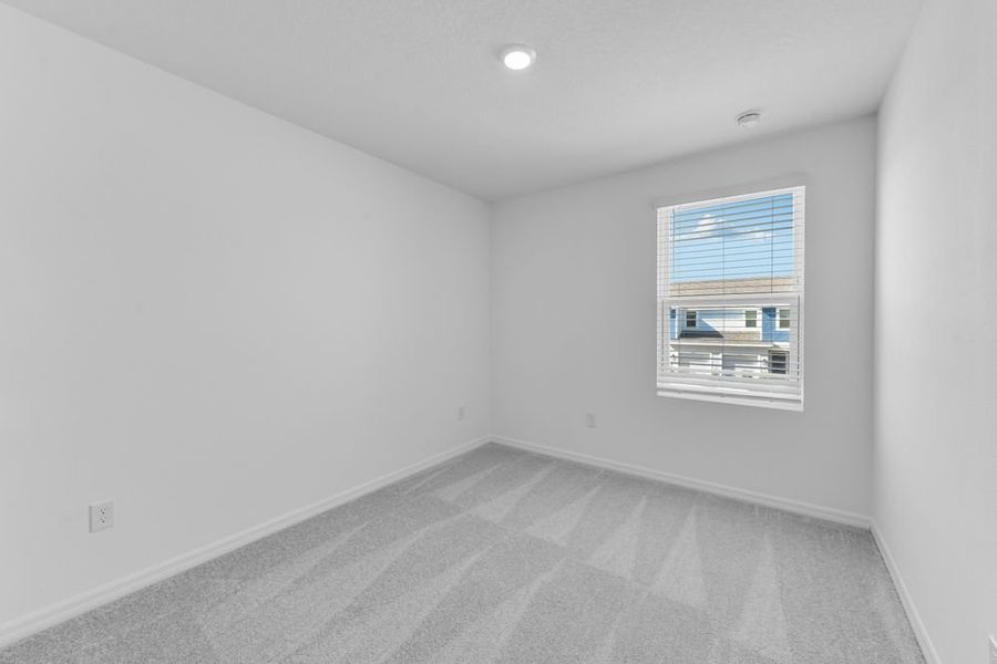 Spacious, unfurnished interior of a new home in Vinterra Townhomes, Nokomis (Image 13).
