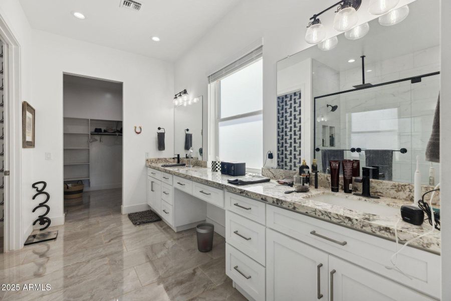 48-web-or-mls-6786-w-palomino-wy 48-web-or-mls-6786-w-palomino-wy