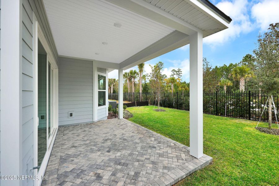Exterior details and patio area of a home in , Ponte Vedra (Image 4).