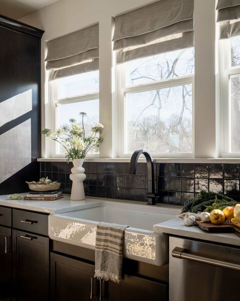 Representative furnished interior of a home built from the Wright by Tri Pointe Homes in Context at Oakhurst, Charlotte (Image 19).