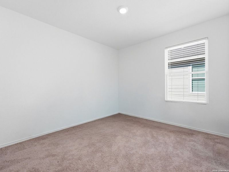 Spacious, unfurnished interior of a new home in Torian Village, San Antonio (Image 19).