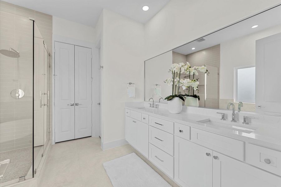 Furnished interior view inside a new home in , Houston (Image 5).