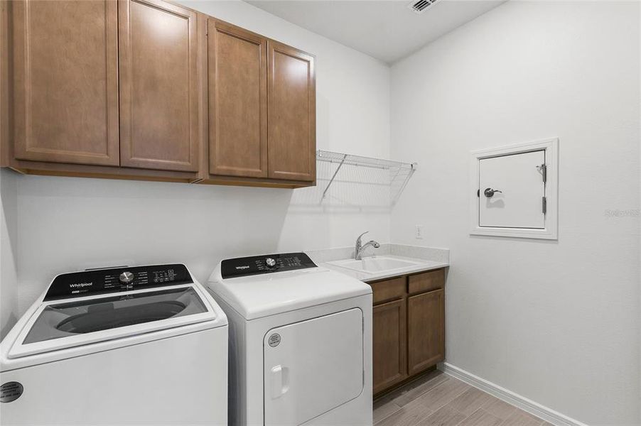 laundry with washer & dryer