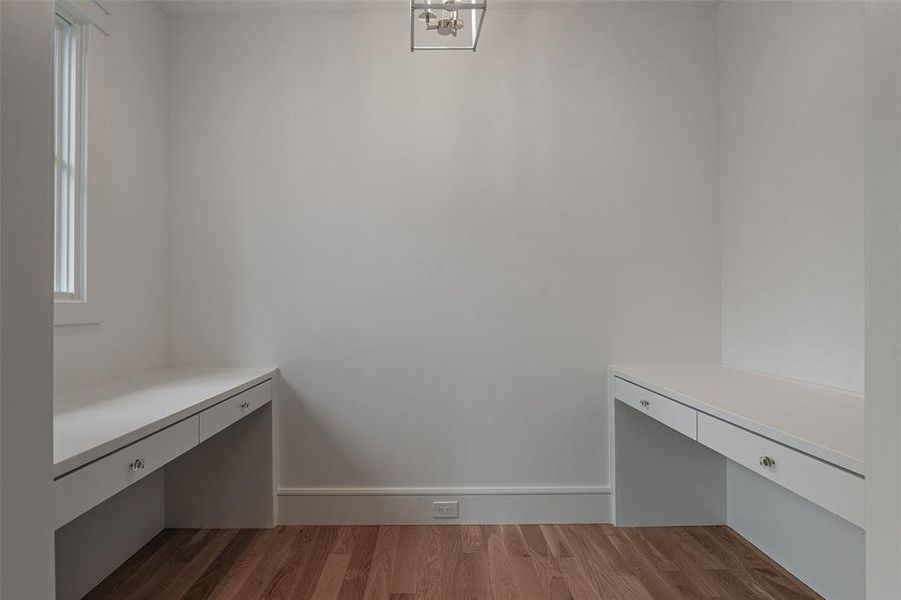 Spacious, unfurnished interior of a new home in , Dallas (Image 22).