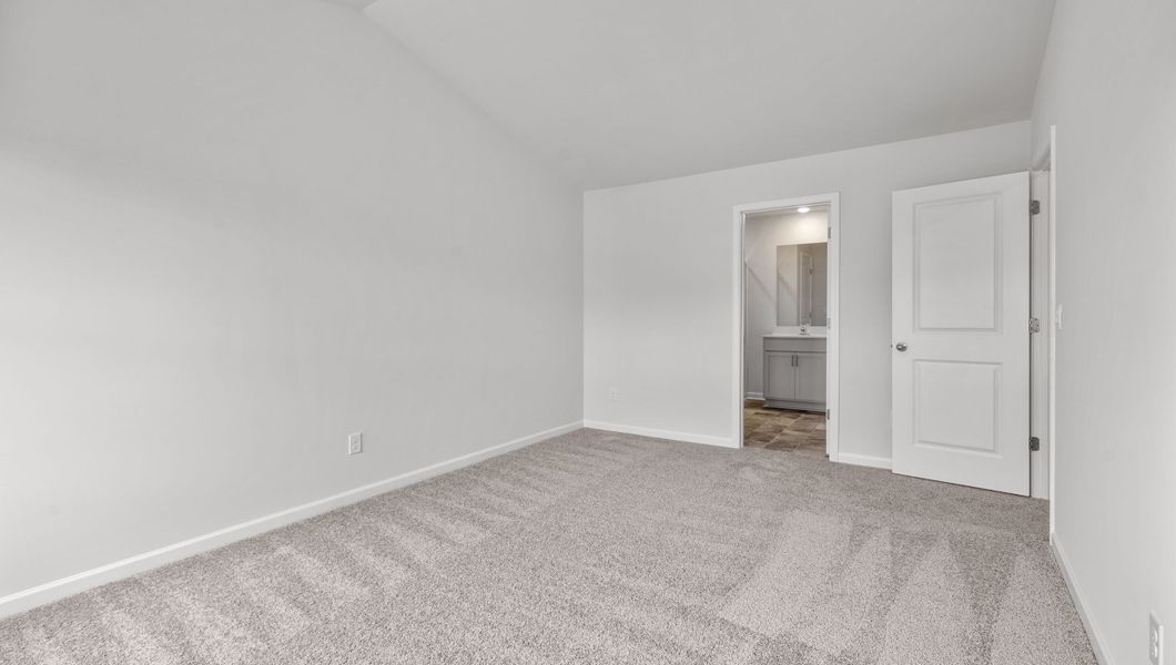 Representative unfurnished interior of a home built from the Rachel by D.R. Horton in Treemont Commons, Wellford (Image 22).