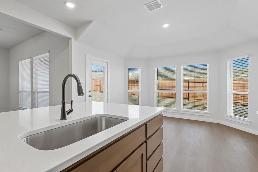 Representative interior finishes for a home built from the Iverson I by Cheldan Homes in Pitcock Addition, Graham (Image 21).