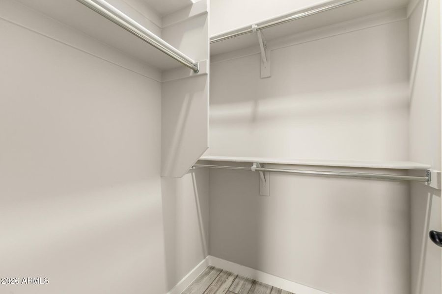 33 - 173rd 8819 33 - 173rd 8819